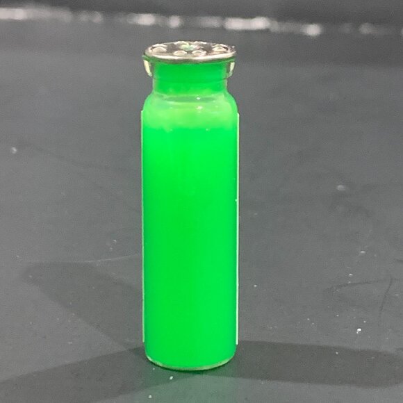 Fallout 4 - Irradiated Blood Vial - 1.25 Inches - Picture 4 of 7